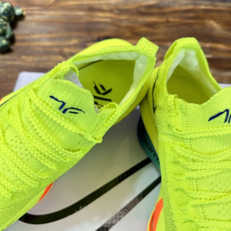 Bright Nxkx Sneakers 199662