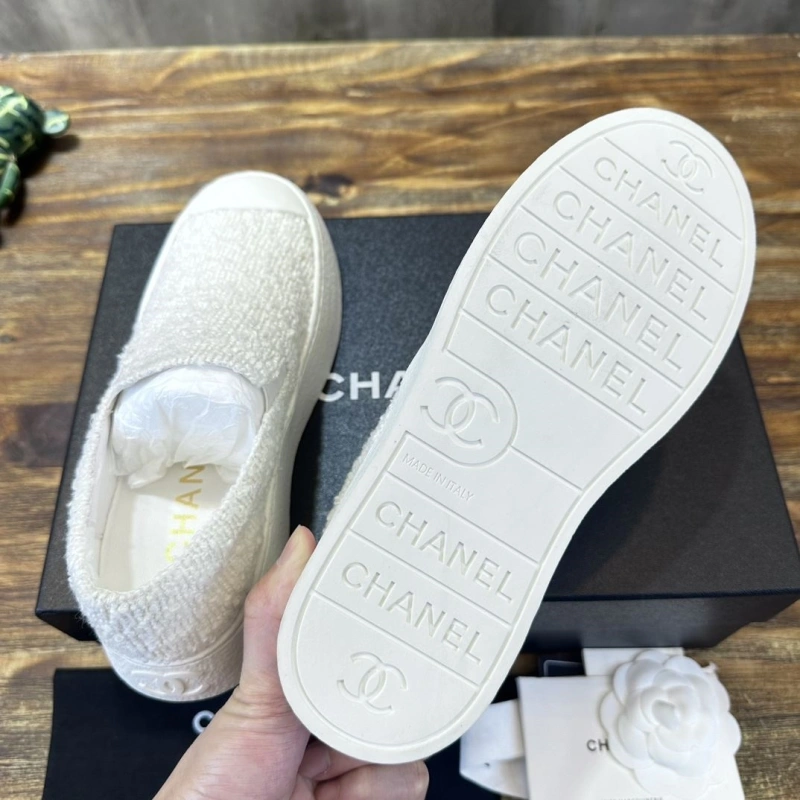 Resilient Chxnxl Casual Shoes 130321