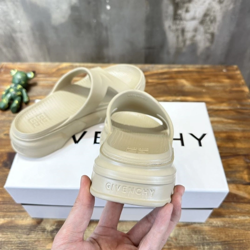 GoAnywhere Gxvxnchy Slippers 154372