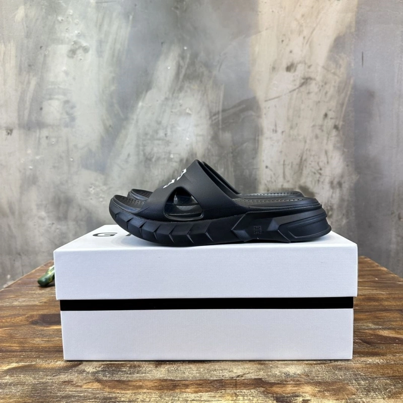 Functional Gxvxnchy Slippers 154371