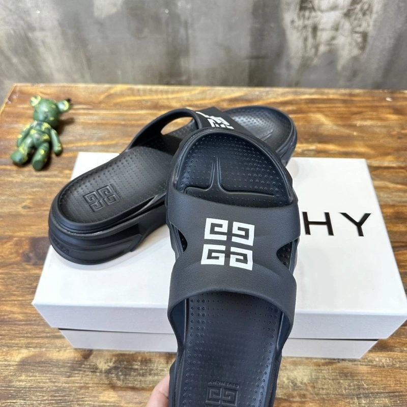 Functional Gxvxnchy Slippers 154371