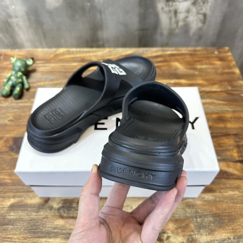 Functional Gxvxnchy Slippers 154371
