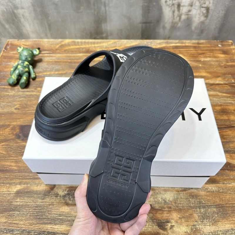Functional Gxvxnchy Slippers 154371