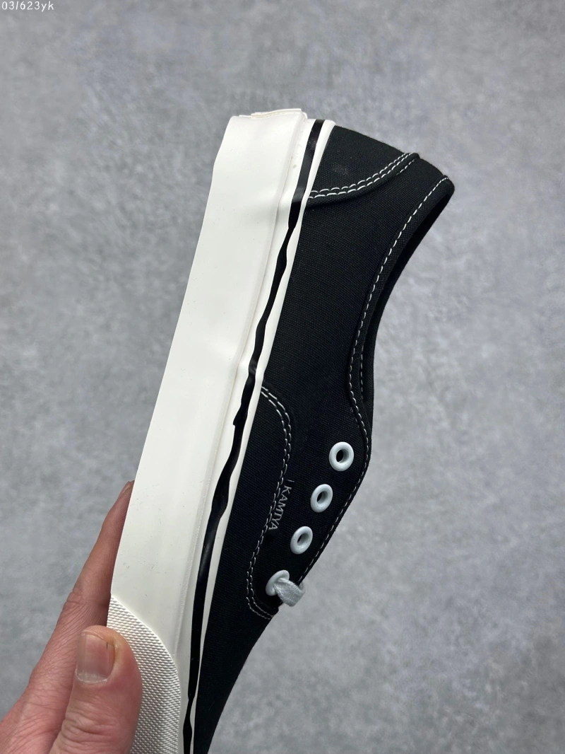 Sleek Othxr Sneakers 216140