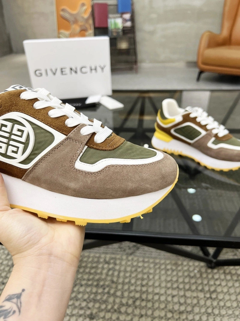 Elegant Gxvxnchy Sneakers 154175