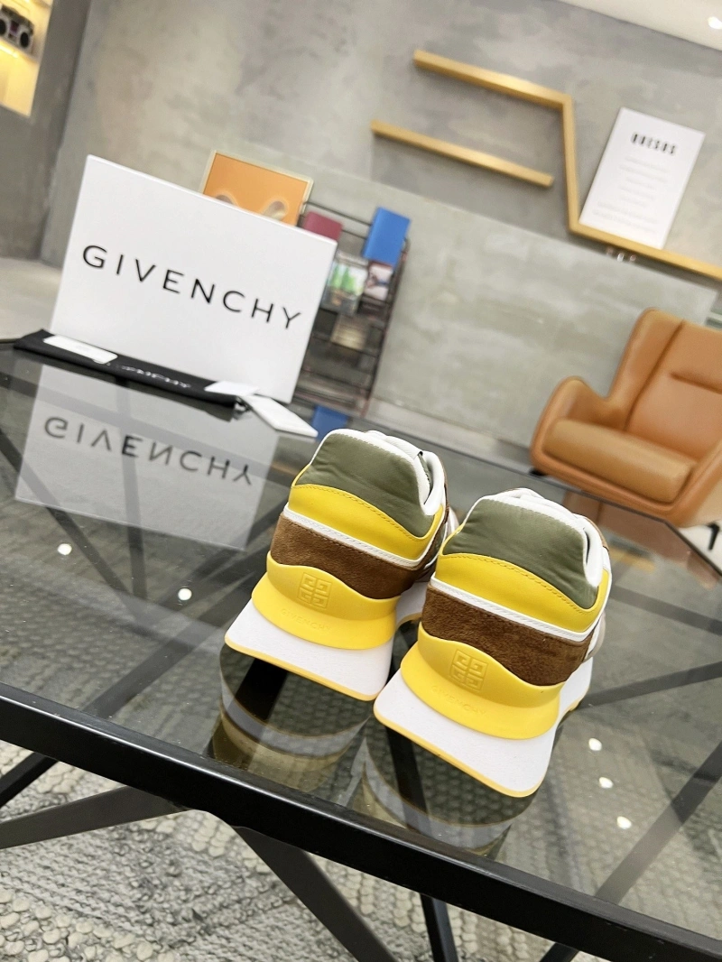 Elegant Gxvxnchy Sneakers 154175