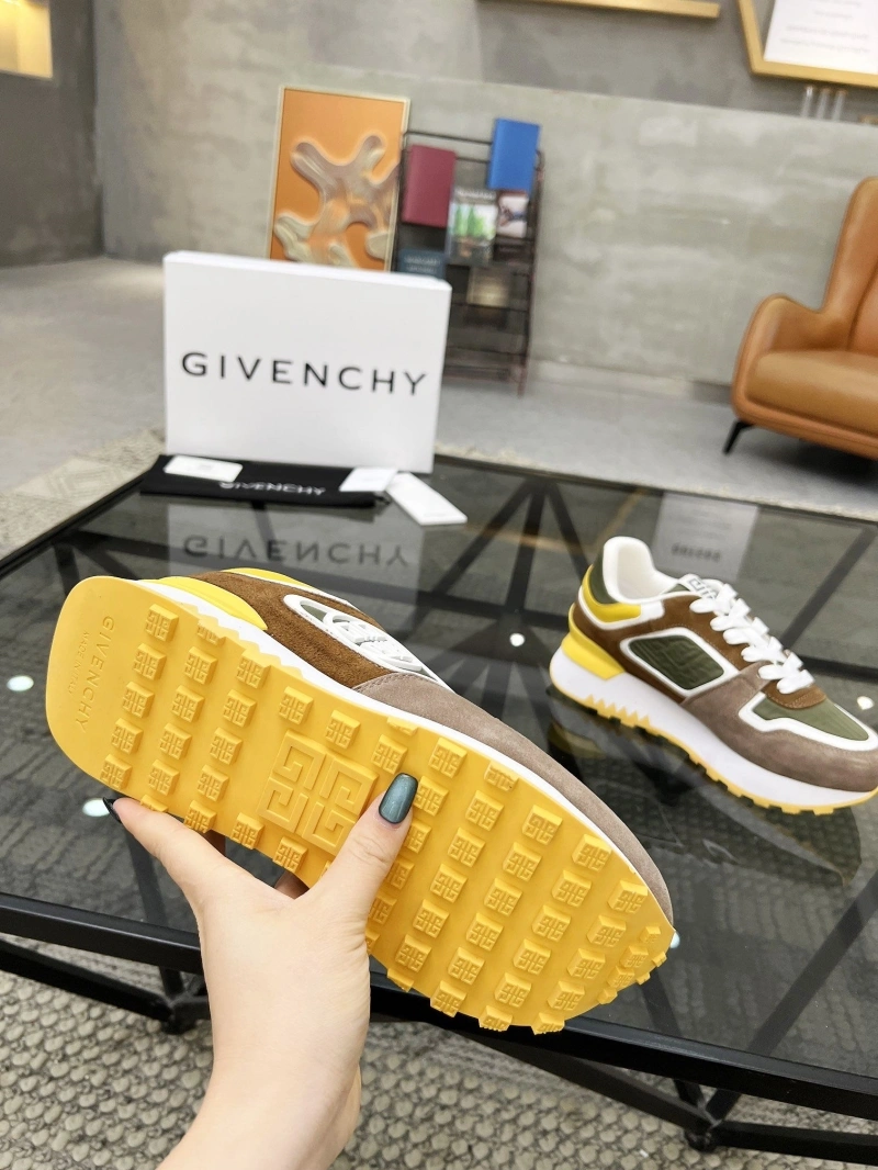 Elegant Gxvxnchy Sneakers 154175