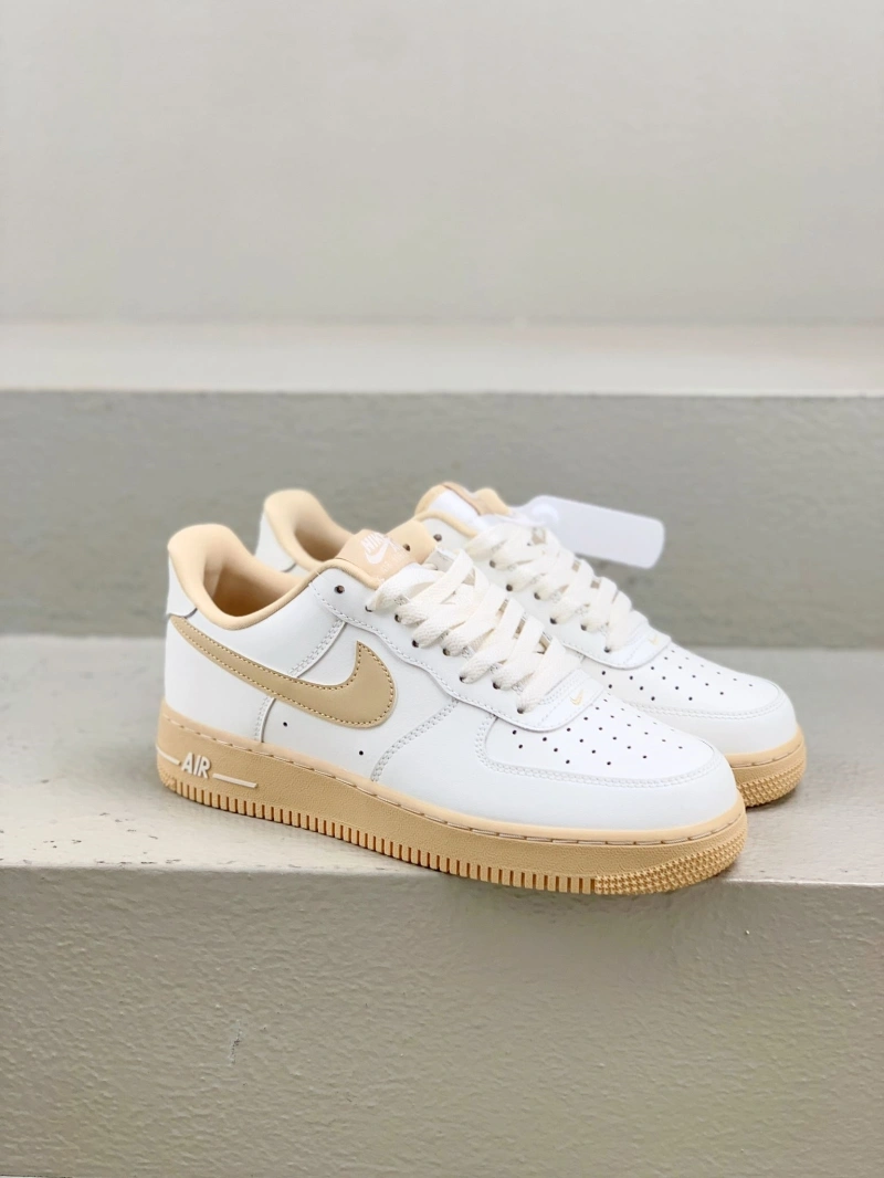 Versatile Nxkx Sneakers 199667