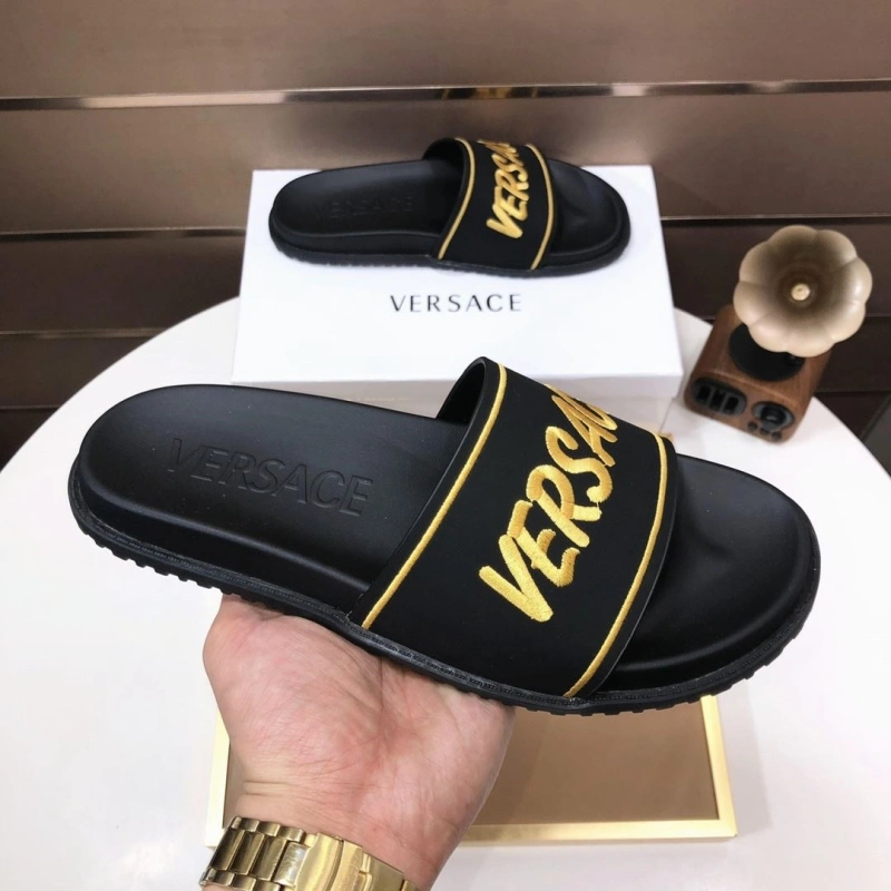 AllSeason Gxvxnchy Slippers 154362