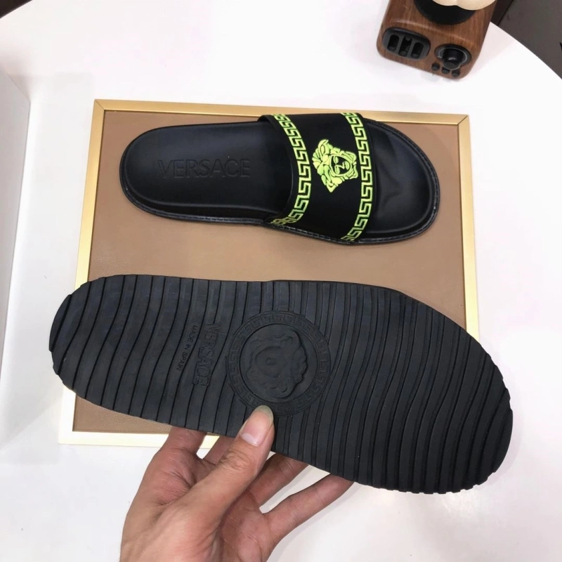 Sleek Gxvxnchy Slippers 154354