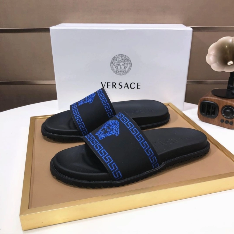 Gxvxnchy Slippers Classic 154357