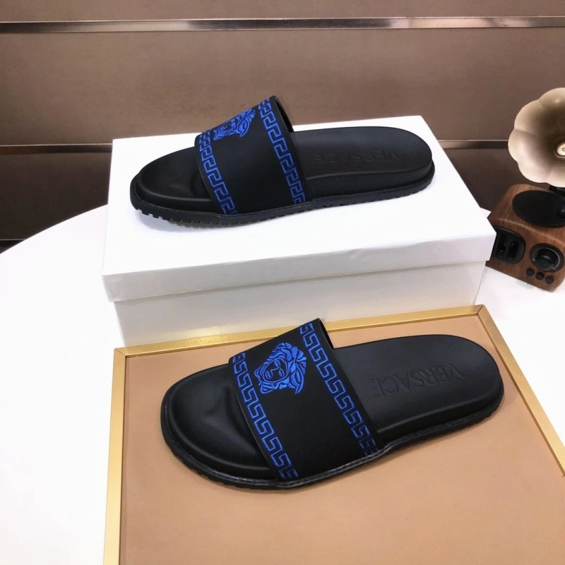 Gxvxnchy Slippers Classic 154357