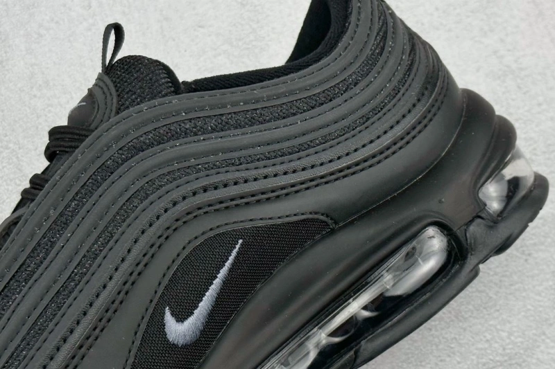 Sleek Nxkx Sneakers 199655