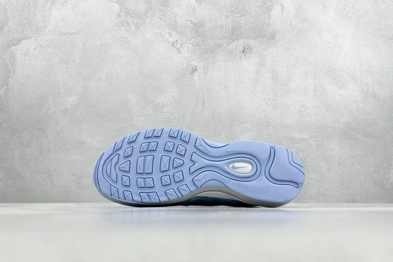 HighQuality Nxkx Sneakers 199657