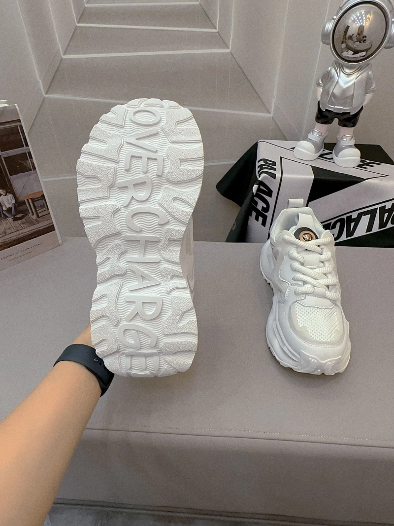 AllSeason Gxvxnchy Sneakers 154162