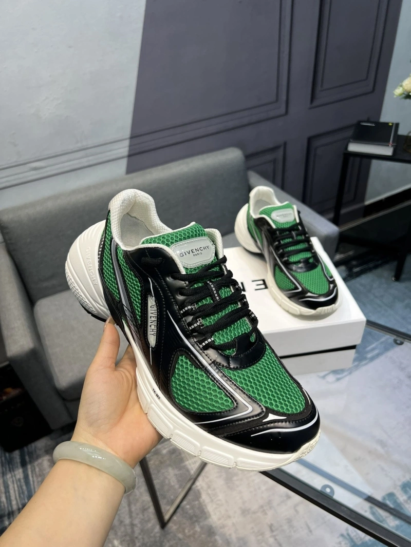 Gxvxnchy Sneakers ModernLook 154166