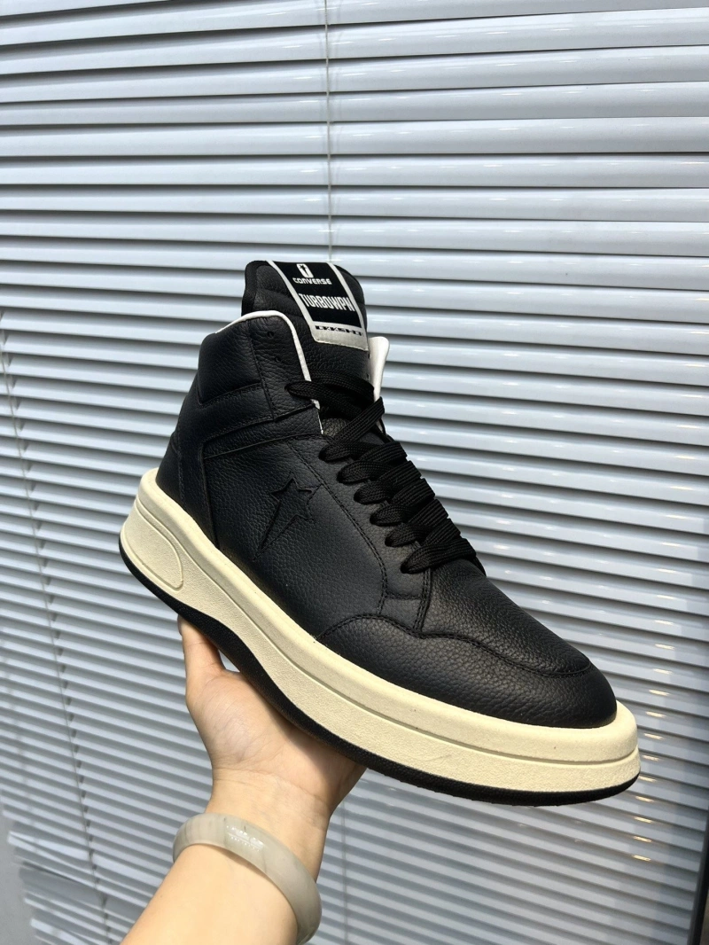 Gxvxnchy Sneakers Sleek 154158