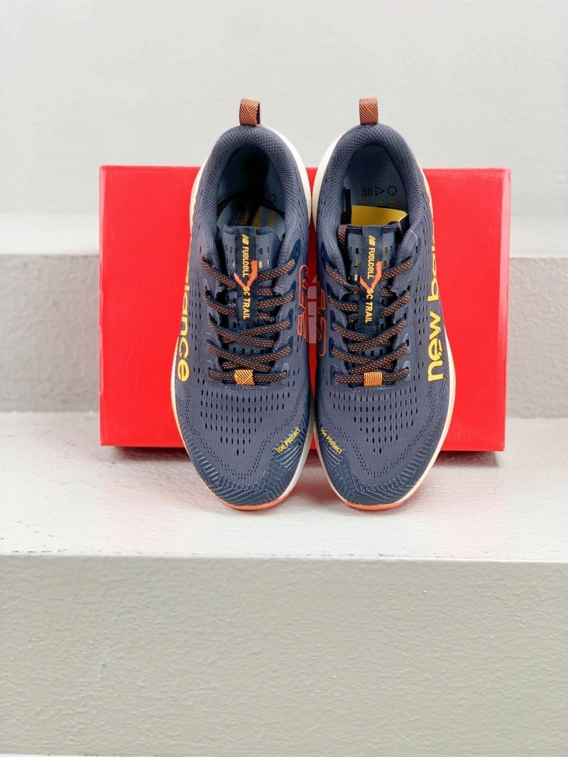 NewStyle Othxr Sneakers 216112