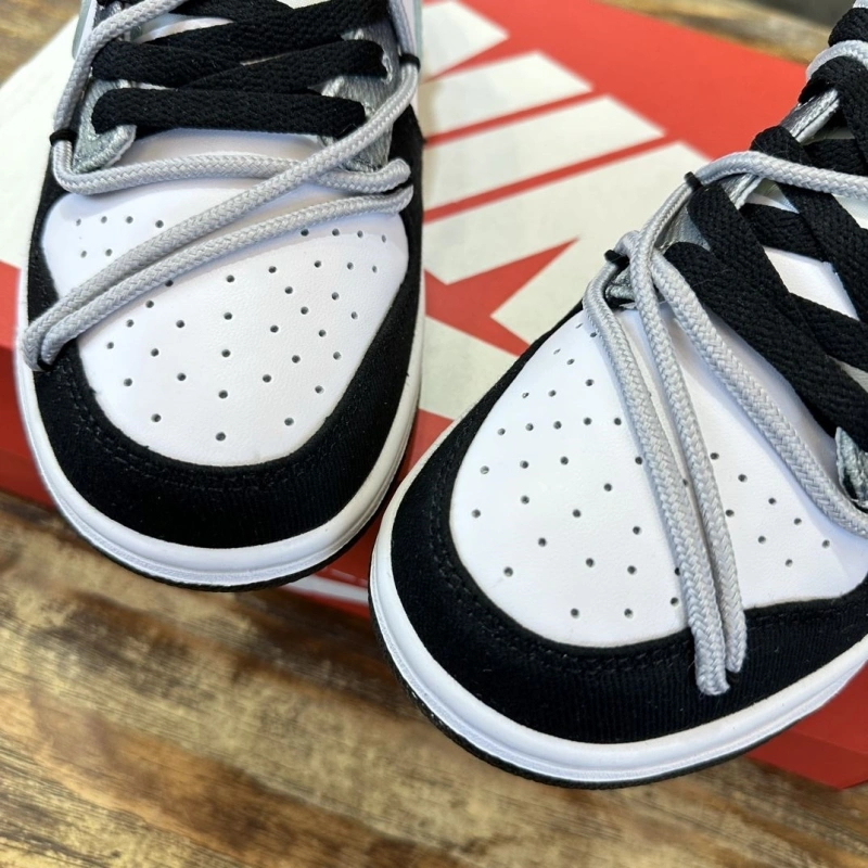 Trendsetting Nxkx Sneakers 199640