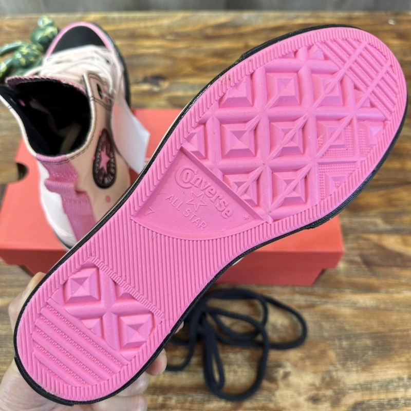 Gxvxnchy Sneakers Bold 154153