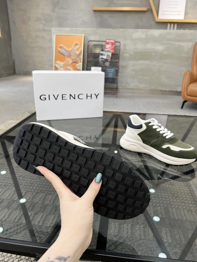 Durable Gxvxnchy Sneakers 154147