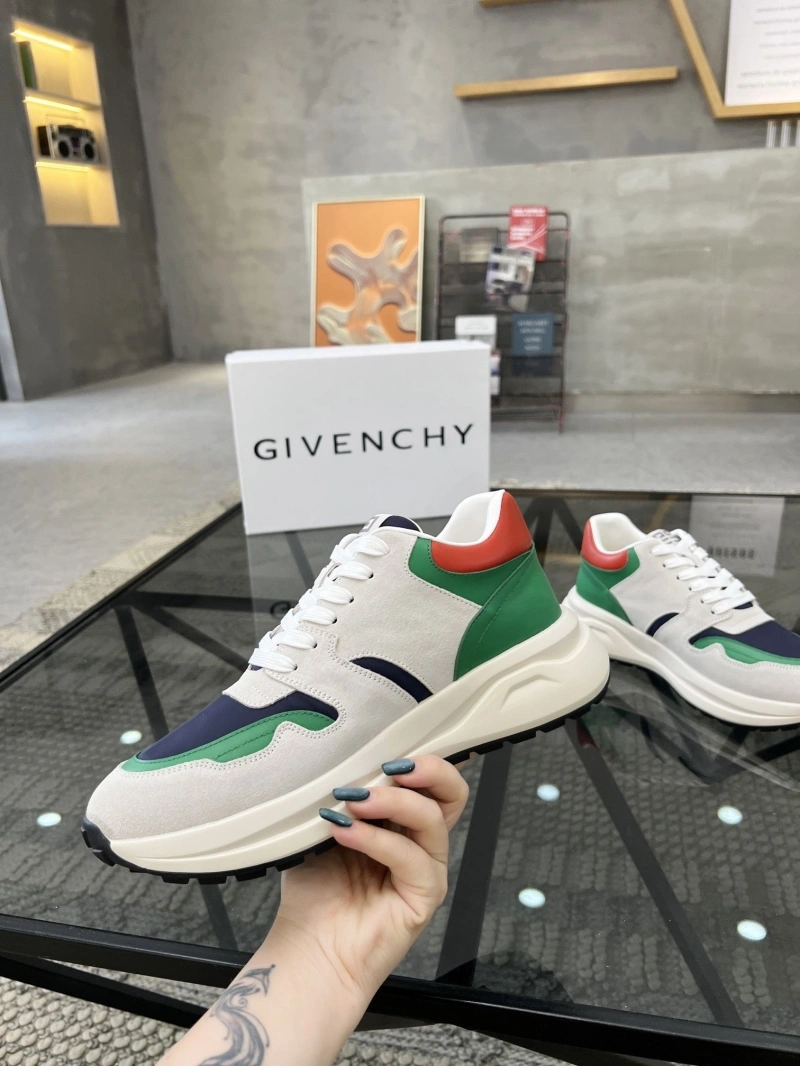 Classic Gxvxnchy Sneakers 154146
