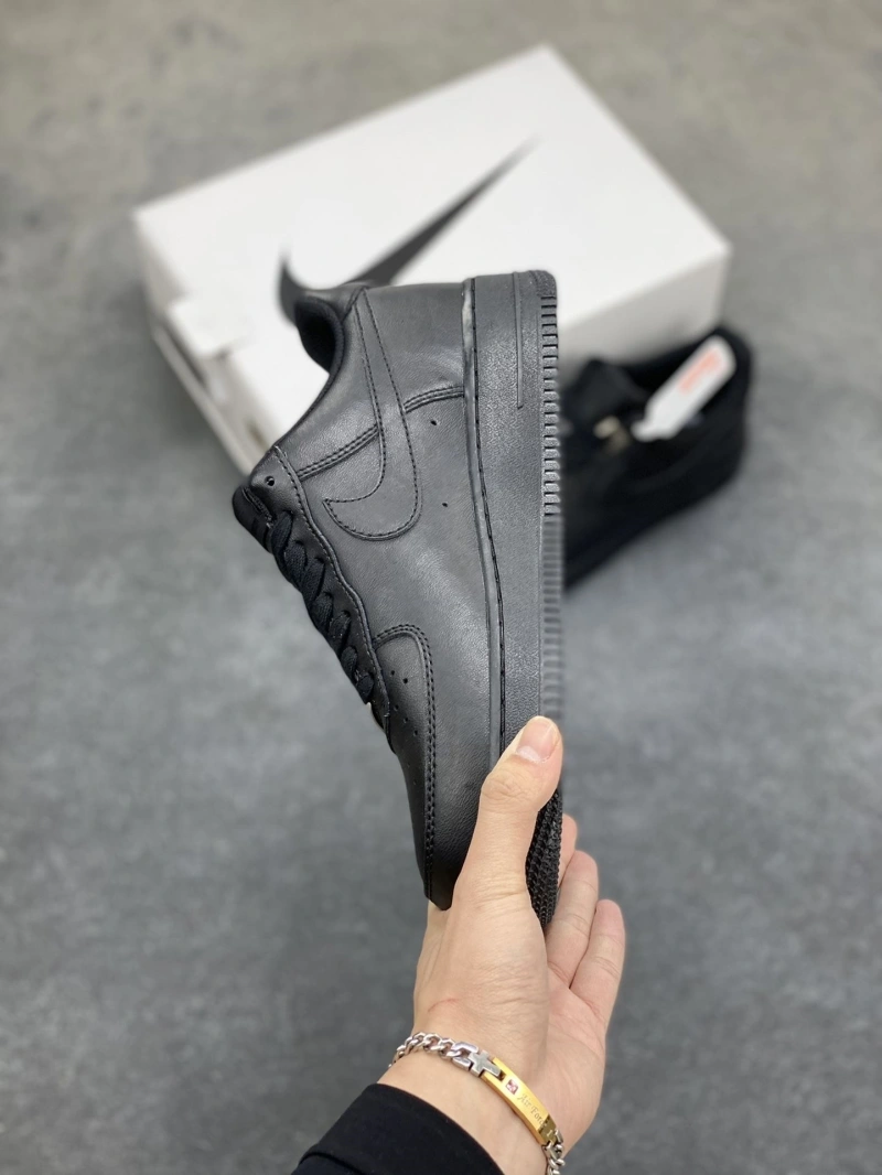 Versatile Nxkx Sneakers 199637
