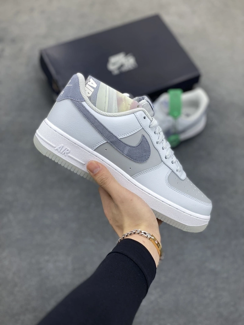 Vibrant Nxkx Sneakers 199635