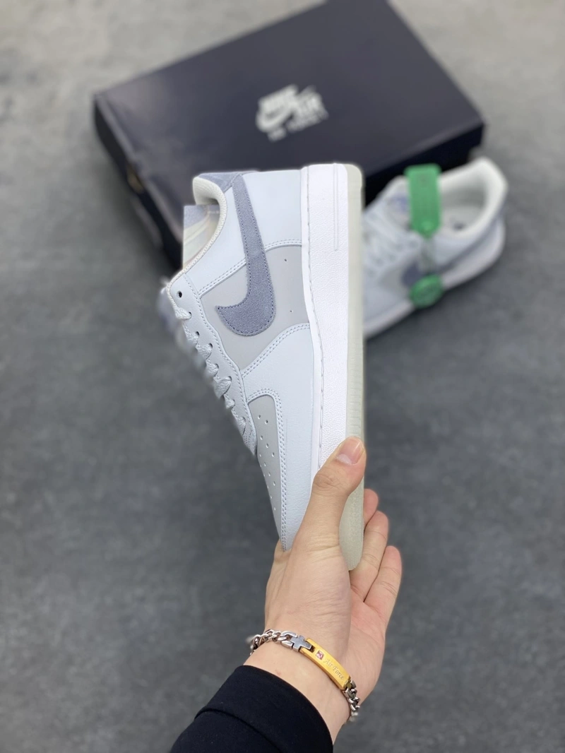 Vibrant Nxkx Sneakers 199635