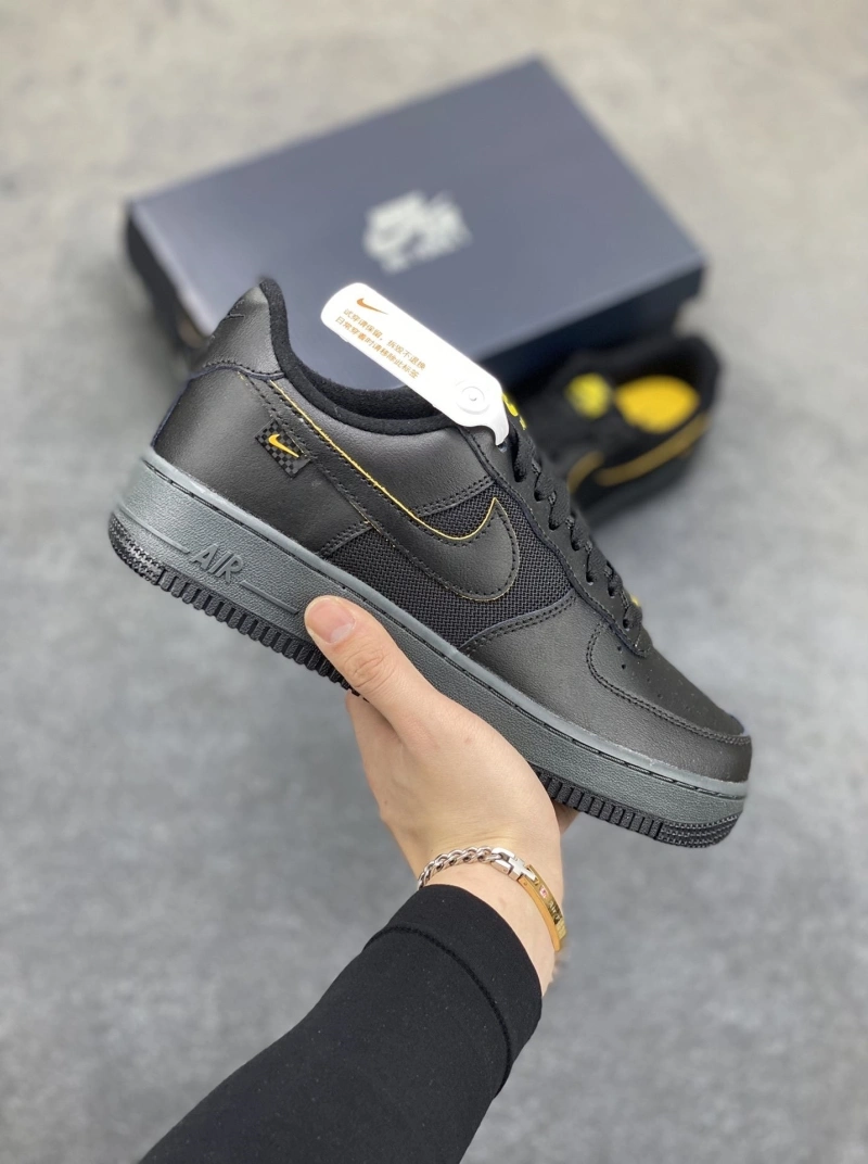 Lightweight Nxkx Sneakers 199631