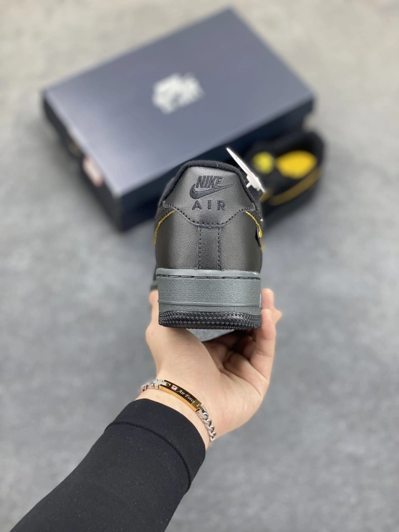 Lightweight Nxkx Sneakers 199631