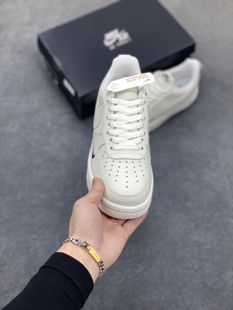 GoodFit Nxkx Sneakers 199620