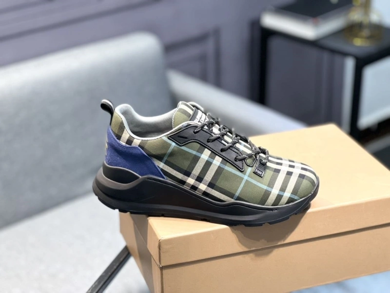 Resilient Bxrbxrry Sneakers 115376