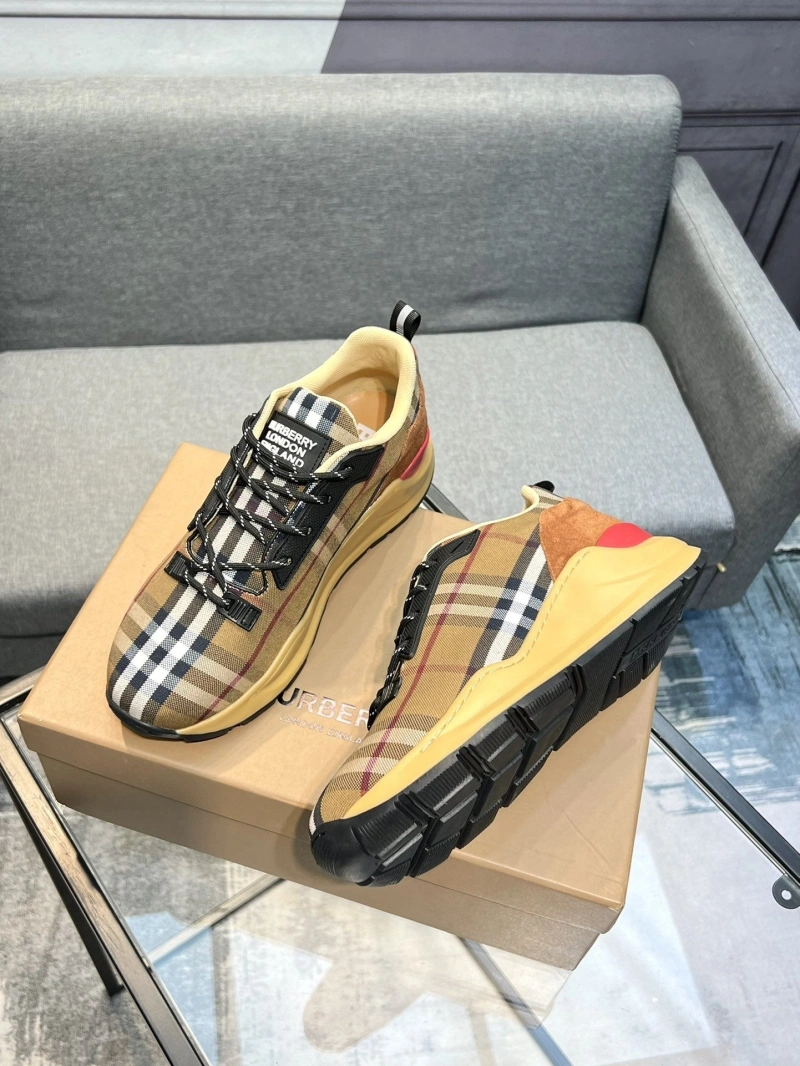 Modern Bxrbxrry Sneakers 115374