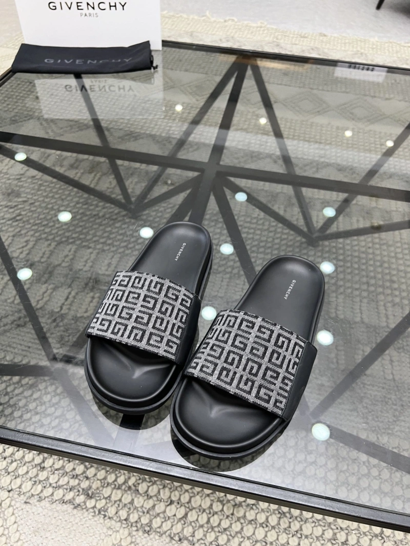 Durable Gxvxnchy Slippers 154369