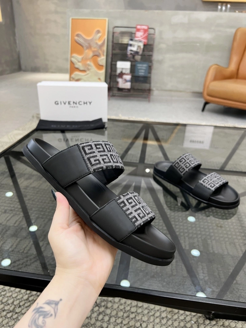 Gxvxnchy Slippers Practical 154353