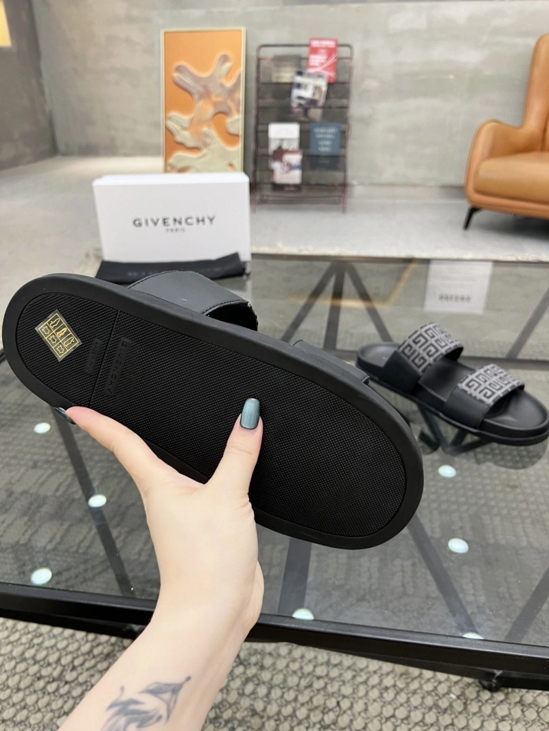 Gxvxnchy Slippers Practical 154353