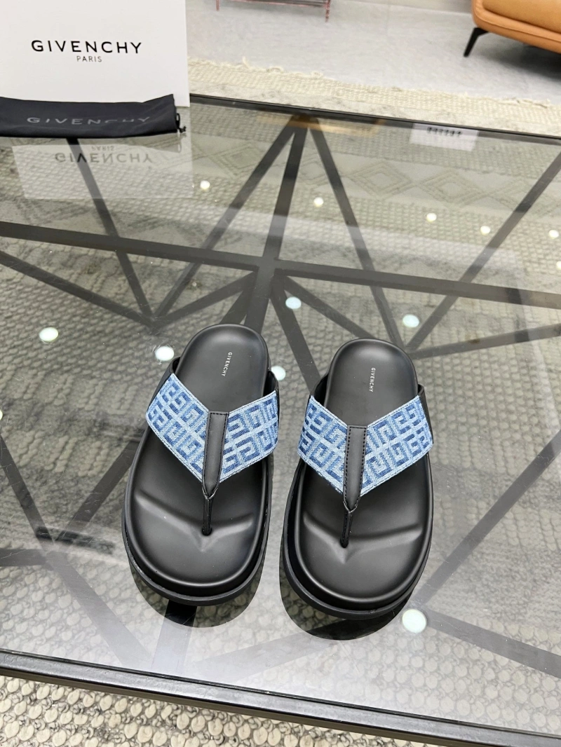 Refined Gxvxnchy Slippers 154349