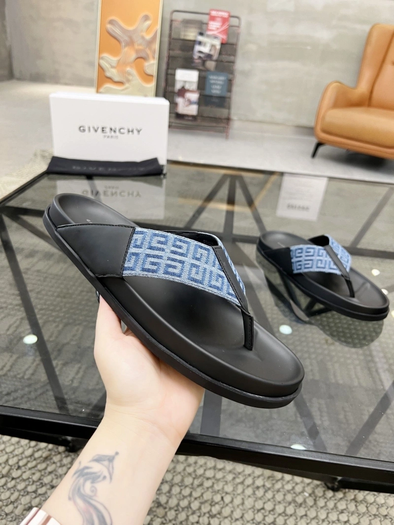 Refined Gxvxnchy Slippers 154349