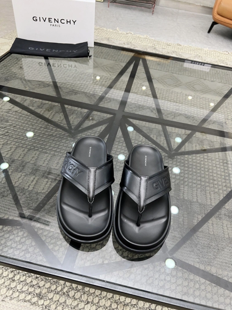 Classic Gxvxnchy Slippers 154346