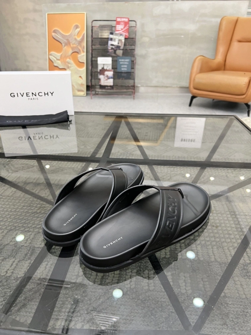 Classic Gxvxnchy Slippers 154346
