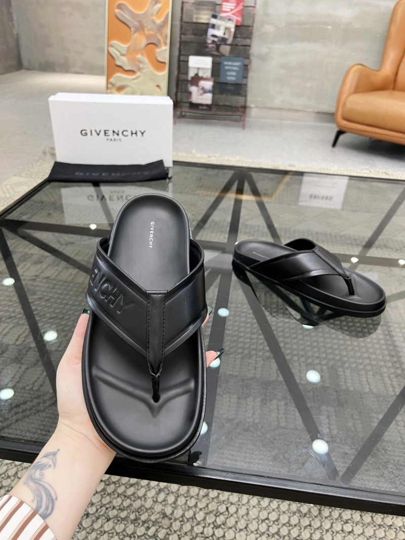 Classic Gxvxnchy Slippers 154346