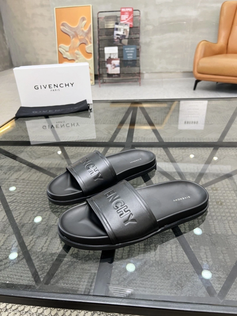 Bold Gxvxnchy Slippers 154356