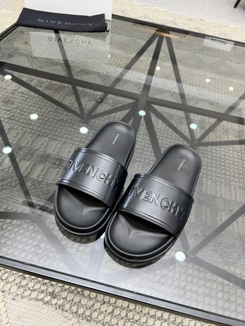 Bold Gxvxnchy Slippers 154356