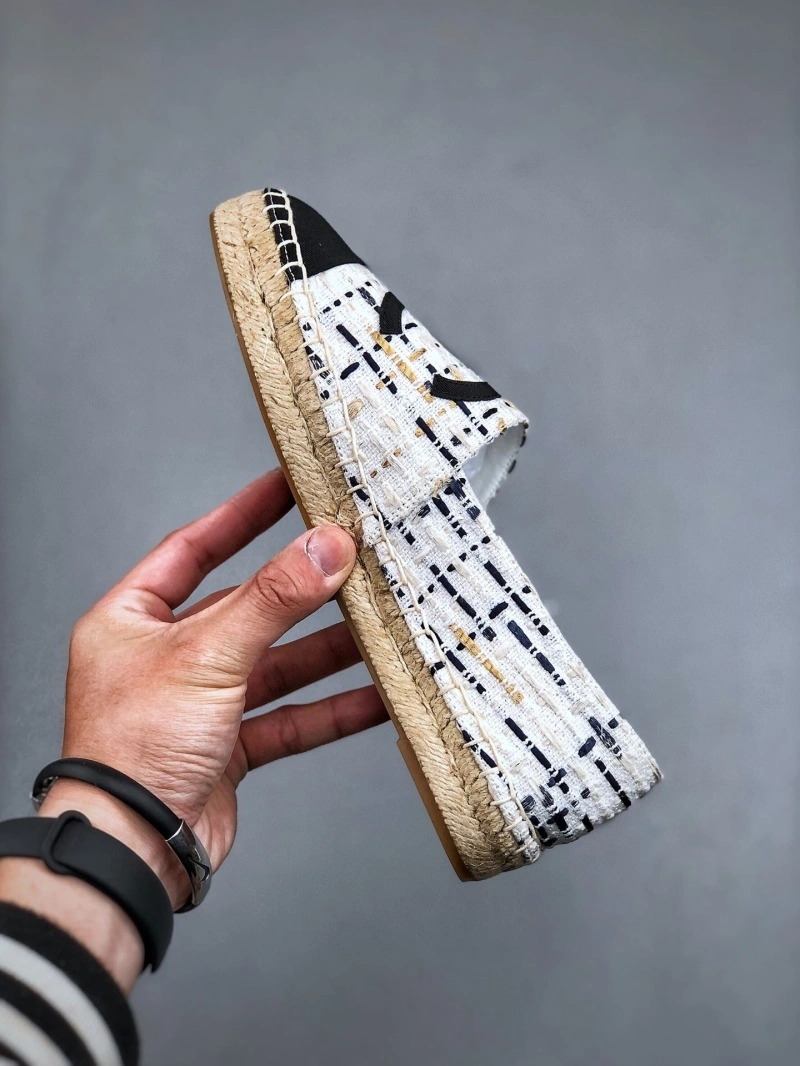 Timeless Chxnxl Casual Shoes 130299