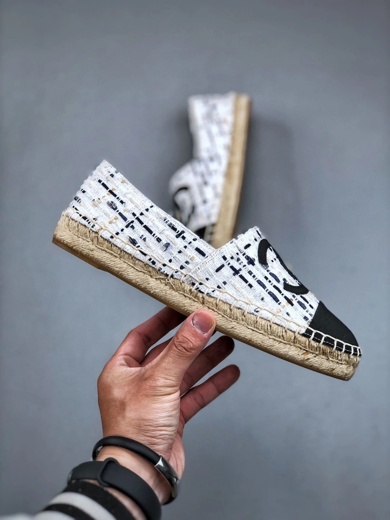 Timeless Chxnxl Casual Shoes 130299