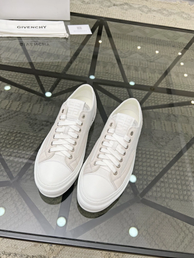 Gxvxnchy Sneakers EasyMatch 154129
