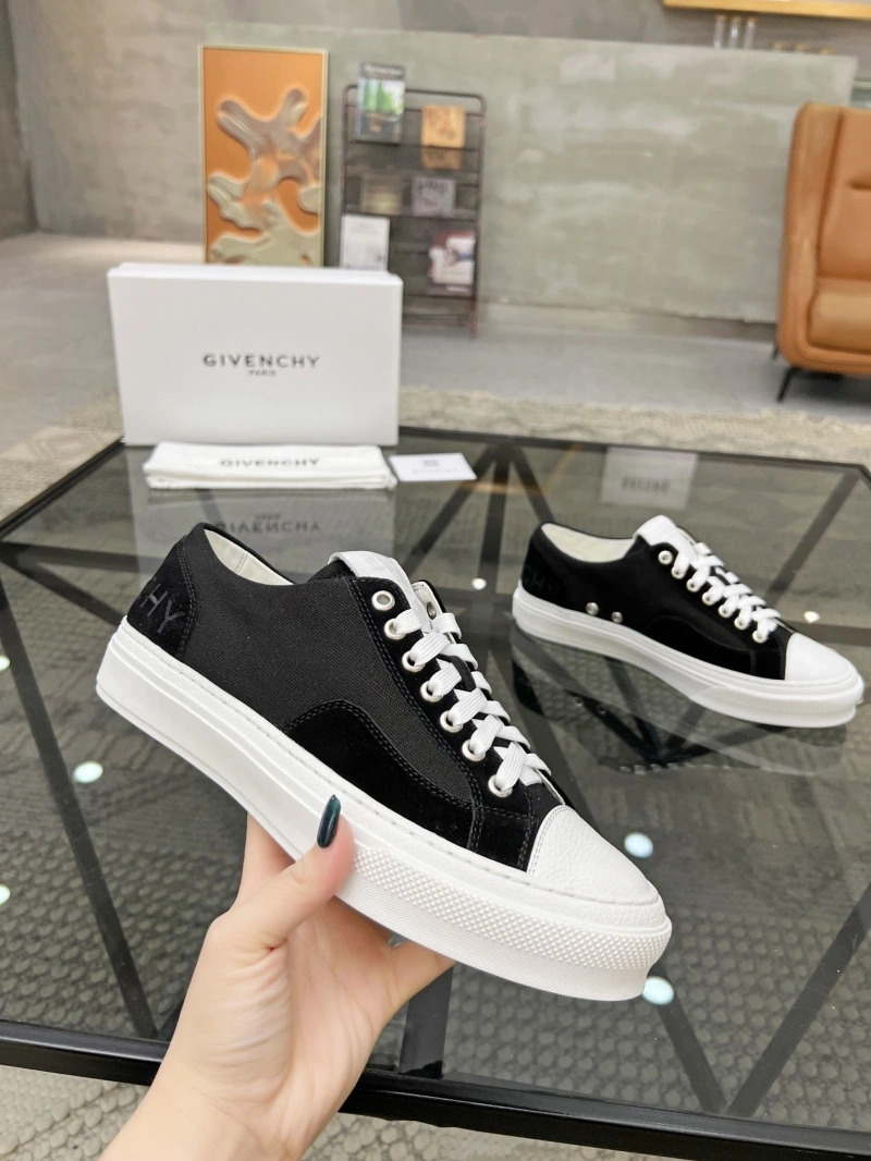 Gxvxnchy Sneakers Reliable 154133