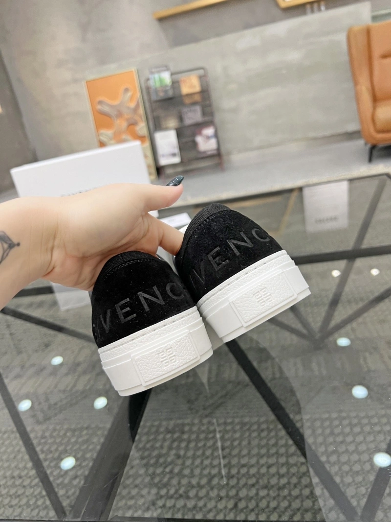 Gxvxnchy Sneakers Reliable 154133