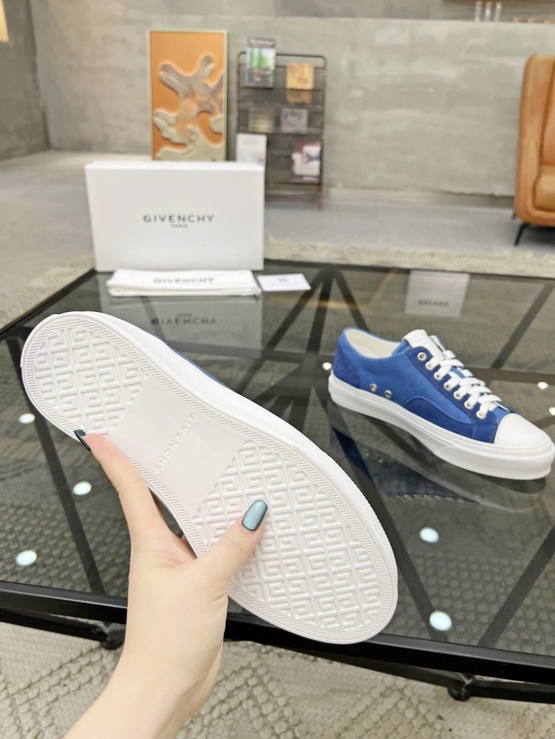Gxvxnchy Sneakers Fashionable 154137